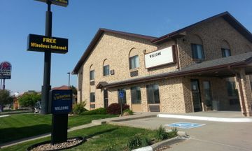 New Victorian Inn & Suites