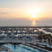 Marina Hotel