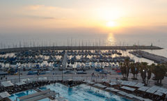 Marina Hotel