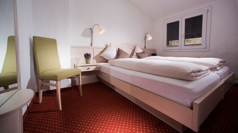 <b>Hotel Silberhorn Room</b>. Images powered by <a href="https://www.leonardoworldwide.com/" title="Leonardo Worldwide" target="_blank">Leonardo</a>.