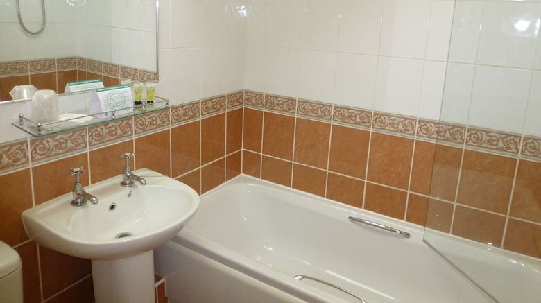 <b>Atherstone Red Lion Room</b>. Images powered by <a href="https://www.leonardoworldwide.com/" title="Leonardo Worldwide" target="_blank">Leonardo</a>.