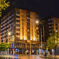 Silver Cloud Hotel Stadium