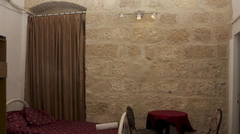 <b>New Imperial Hotel Room</b>. Images powered by <a href="https://www.leonardoworldwide.com/" title="Leonardo Worldwide" target="_blank">Leonardo</a>.