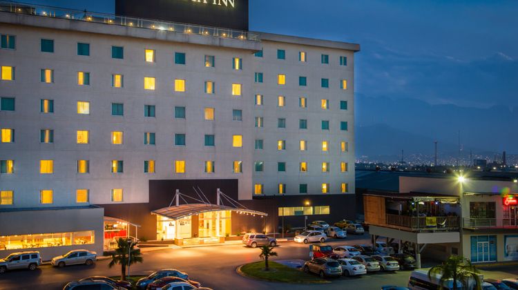 Fiesta Inn Monterrey Fundidora Exterior