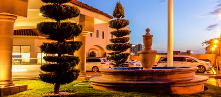 Fiesta Inn Saltillo Exterior