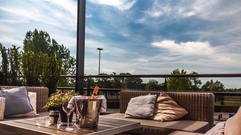 <b>Van der Valk Hotel Duiven Restaurant</b>. Images powered by <a href="https://www.leonardoworldwide.com/" title="Leonardo Worldwide" target="_blank">Leonardo</a>.