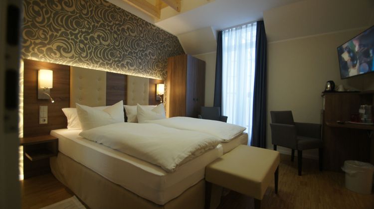 Hotel Deutsches Haus Room