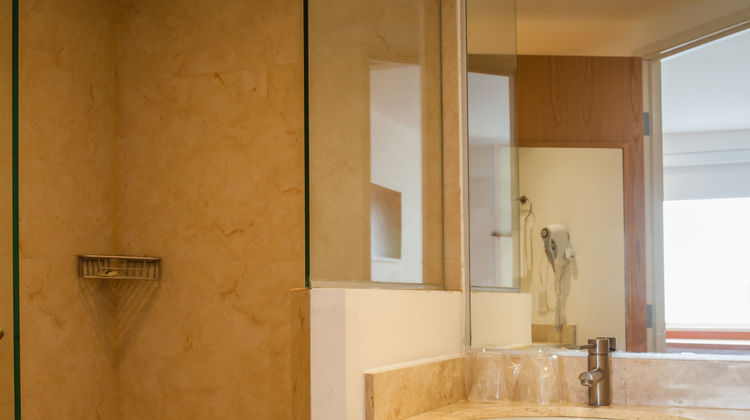 One Aguascalientes Sur Room