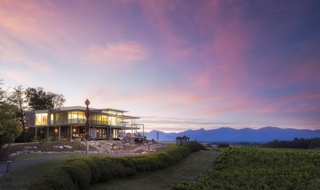 Mahana Villa Exterior