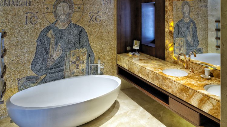 Ariana Luxury Lodge Room