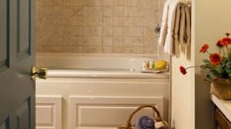 <b>The Inn at Turkey Hill Room</b>. Images powered by <a href="https://www.leonardoworldwide.com/" title="Leonardo Worldwide" target="_blank">Leonardo</a>.