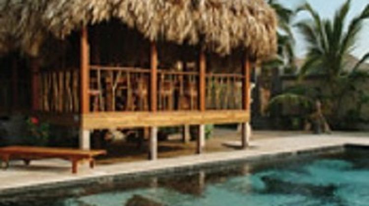 Turtle Inn Exterior