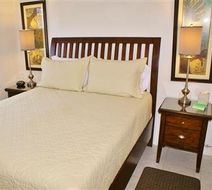 Island Sands Inn Room