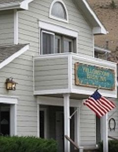 Yellowstone Basin Inn