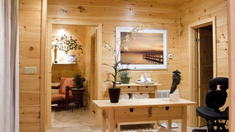 <b>Paradise Cabins Resort & Spa Lobby</b>. Images powered by <a href="https://www.leonardoworldwide.com/" title="Leonardo Worldwide" target="_blank">Leonardo</a>.