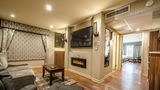 Hotel Strata Suite