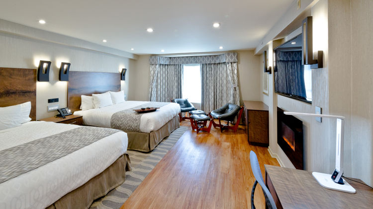 Hotel Strata Suite