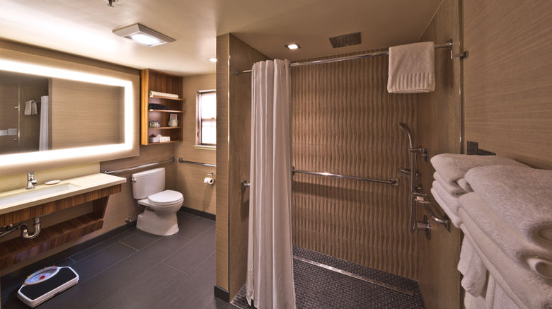 <b>Hotel Strata Room</b>. Images powered by <a href="https://www.leonardoworldwide.com/" title="Leonardo Worldwide" target="_blank">Leonardo</a>.