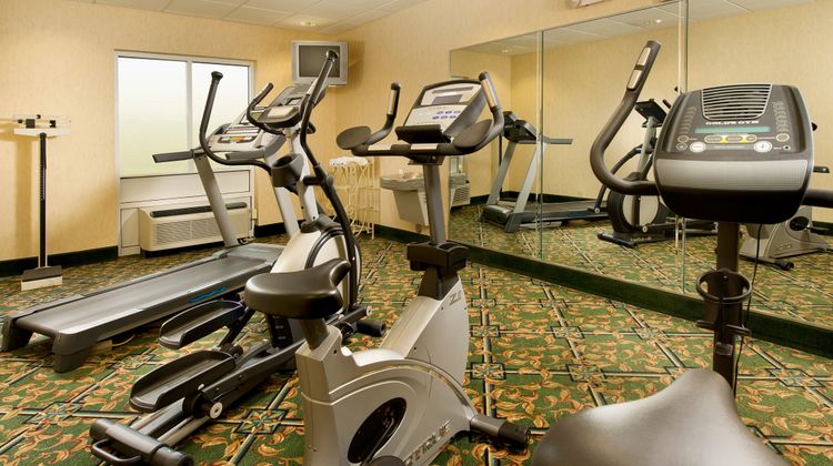 Holiday Inn Express Hotel & Suites Health Club