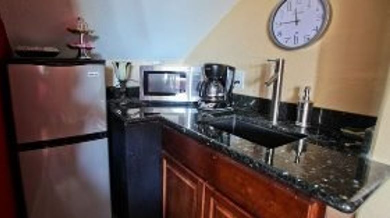 <b>Schiro's Balcony Guest House Room</b>. Images powered by <a href="https://www.leonardoworldwide.com/" title="Leonardo Worldwide" target="_blank">Leonardo</a>.