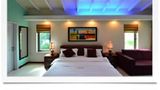 Quint's Travelers Inn Room