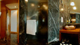 <b>InterContinental Hotel Marine Drive Suite</b>. Virtual Tours powered by <a href="https://www.leonardoworldwide.com/" title="Leonardo Worldwide" target="_blank">Leonardo</a>.