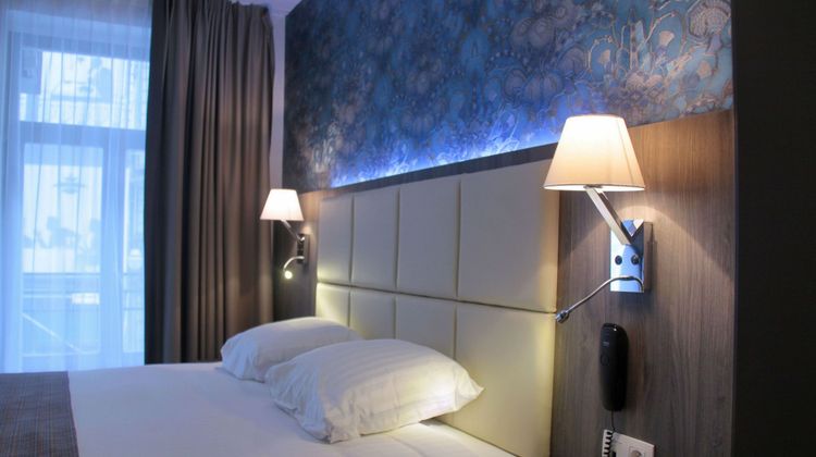 Dansaert Hotel Room