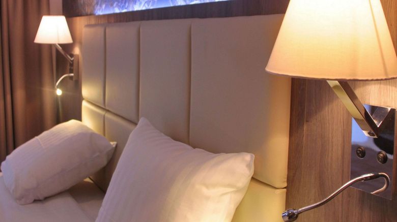 <b>Dansaert Hotel Room</b>. Images powered by <a href="https://www.leonardoworldwide.com/" title="Leonardo Worldwide" target="_blank">Leonardo</a>.