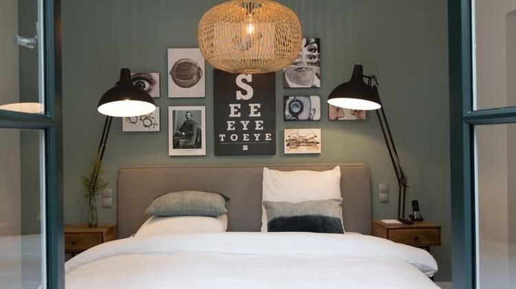 Eye Hotel Room