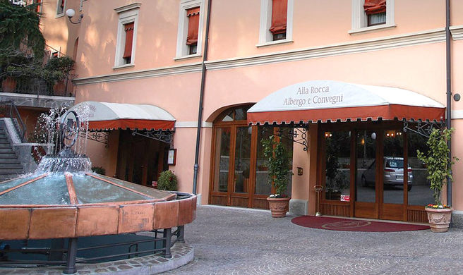Hotel Alla Rocca Exterior