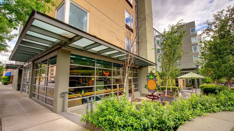 Watertown Hotel Exterior