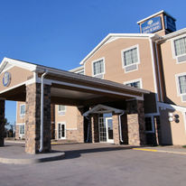 Cobblestone Hotel & Suites Beulah