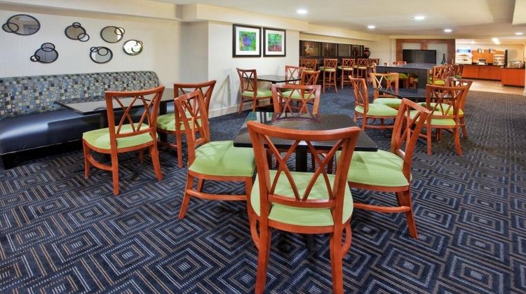 Holiday Inn Express Hotel & Suites Restaurant