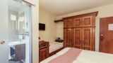 Le Petit Charme Inn Room