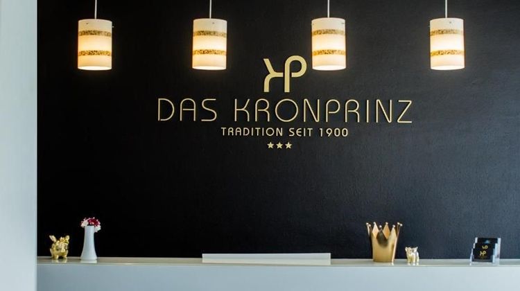 Hotel Kronprinz Lobby