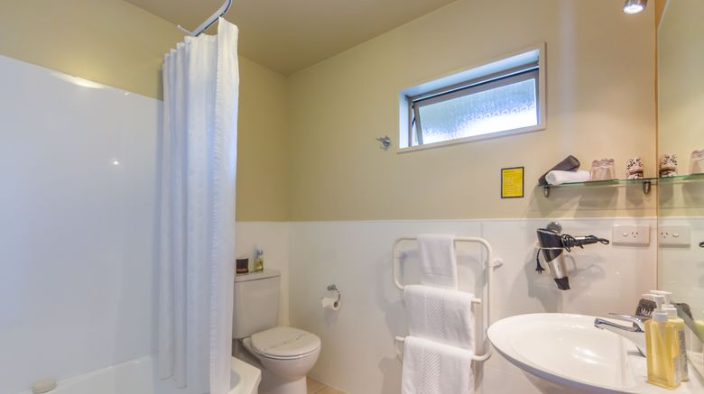 <b>Roma On Riccarton Luxury Motel Room</b>. Images powered by <a href="https://www.leonardoworldwide.com/" title="Leonardo Worldwide" target="_blank">Leonardo</a>.