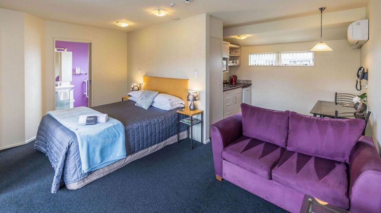 <b>Roma On Riccarton Luxury Motel Room</b>. Images powered by <a href="https://www.leonardoworldwide.com/" title="Leonardo Worldwide" target="_blank">Leonardo</a>.