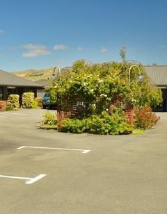 Aston Court Motel