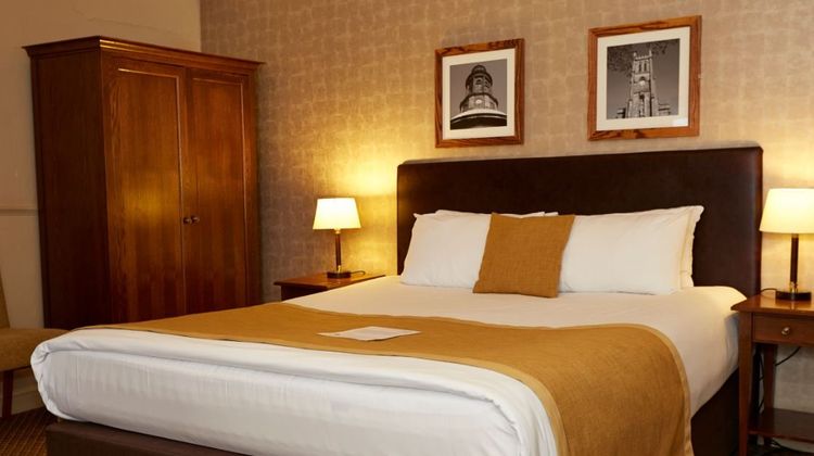 Cromwell Lodge Room