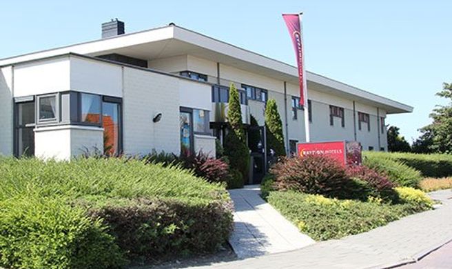 Bastion Hotel Leiden/Oegstgeest Exterior