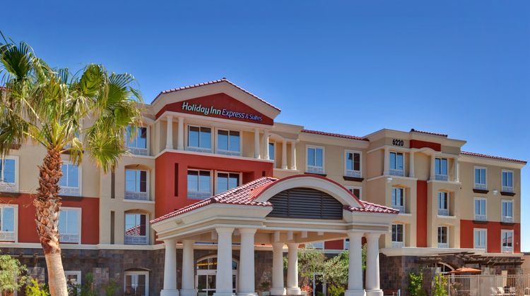 Holiday Inn Express Las Vegas I-215 Exterior