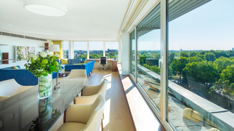 COMO Metropolitan London Suite