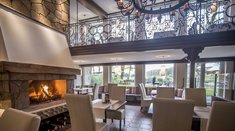 Larrivee Hotel & Spa Restaurant