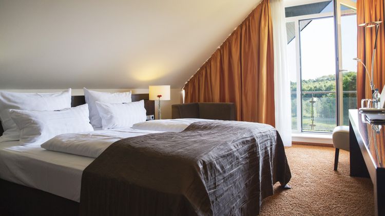 Larrivee Hotel & Spa Room