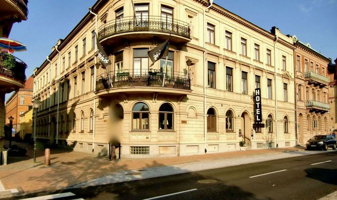 Duxiana Hotel Exterior