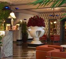 Earl of Doncaster Hotel Lobby