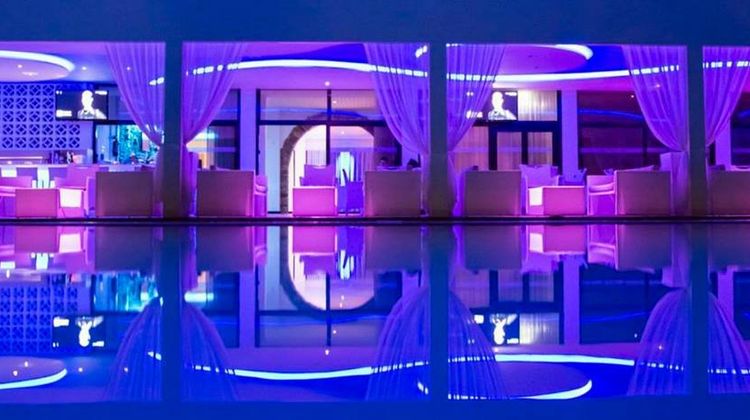 Sveltos Hotel Pool