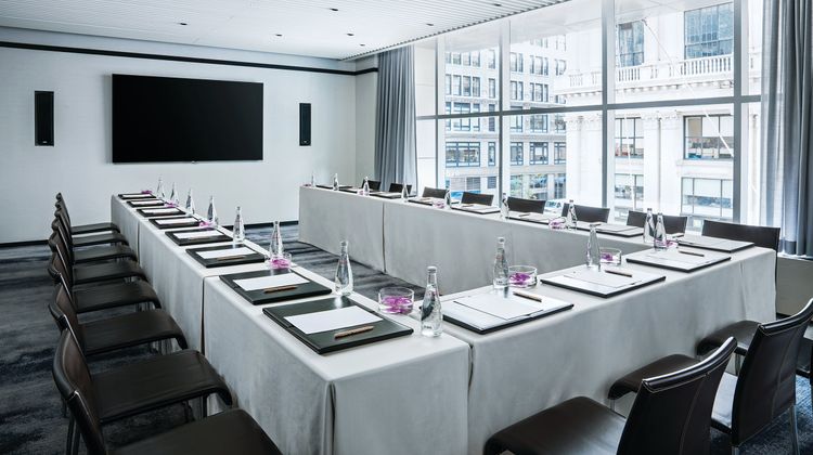The Langham, New York, Fifth Avenue Meeting