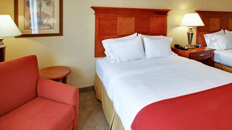Holiday Inn Express West Hurst-DFW Arpt Room
