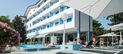 Hotel Olympia Exterior